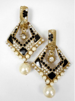 fashion-earrings-3G130ER26693